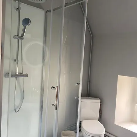 A Vierville-sur- Guest house